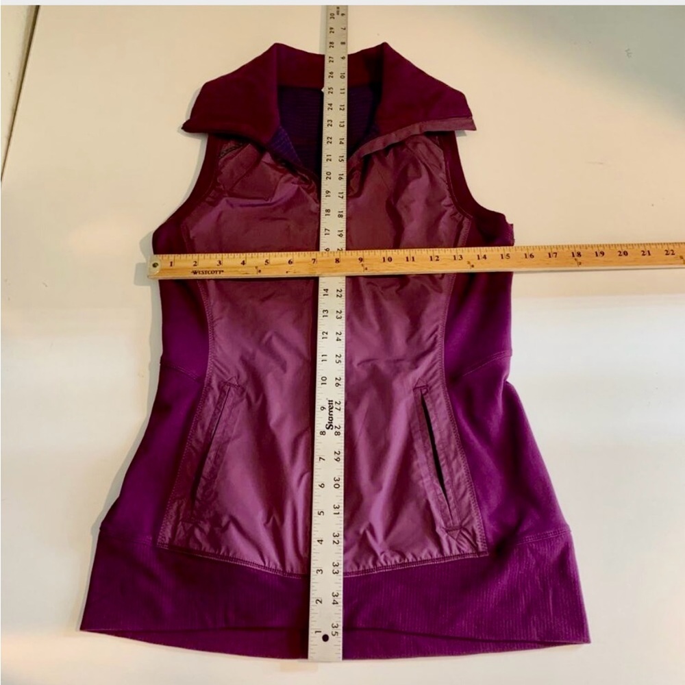 lululemon athletica Plum Purple Sleeveless Zip Vest - Picture 9 of 11